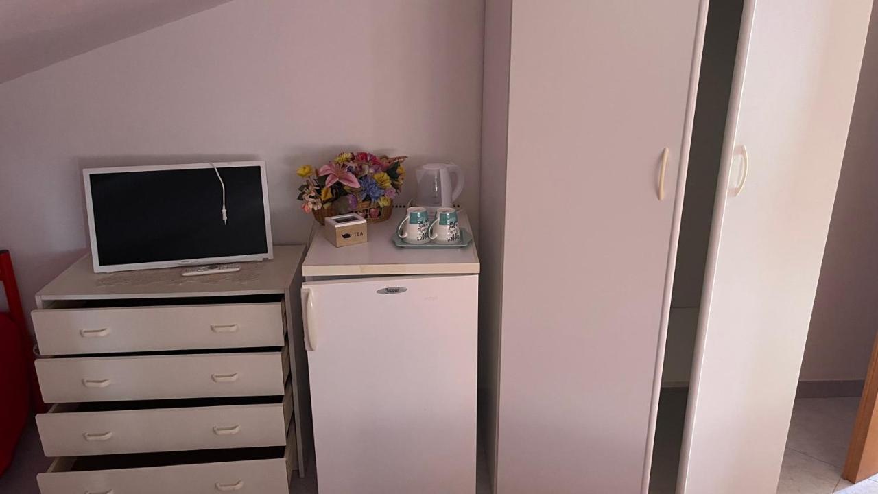 La Mansarda Panzió Biancareddu Kültér fotó